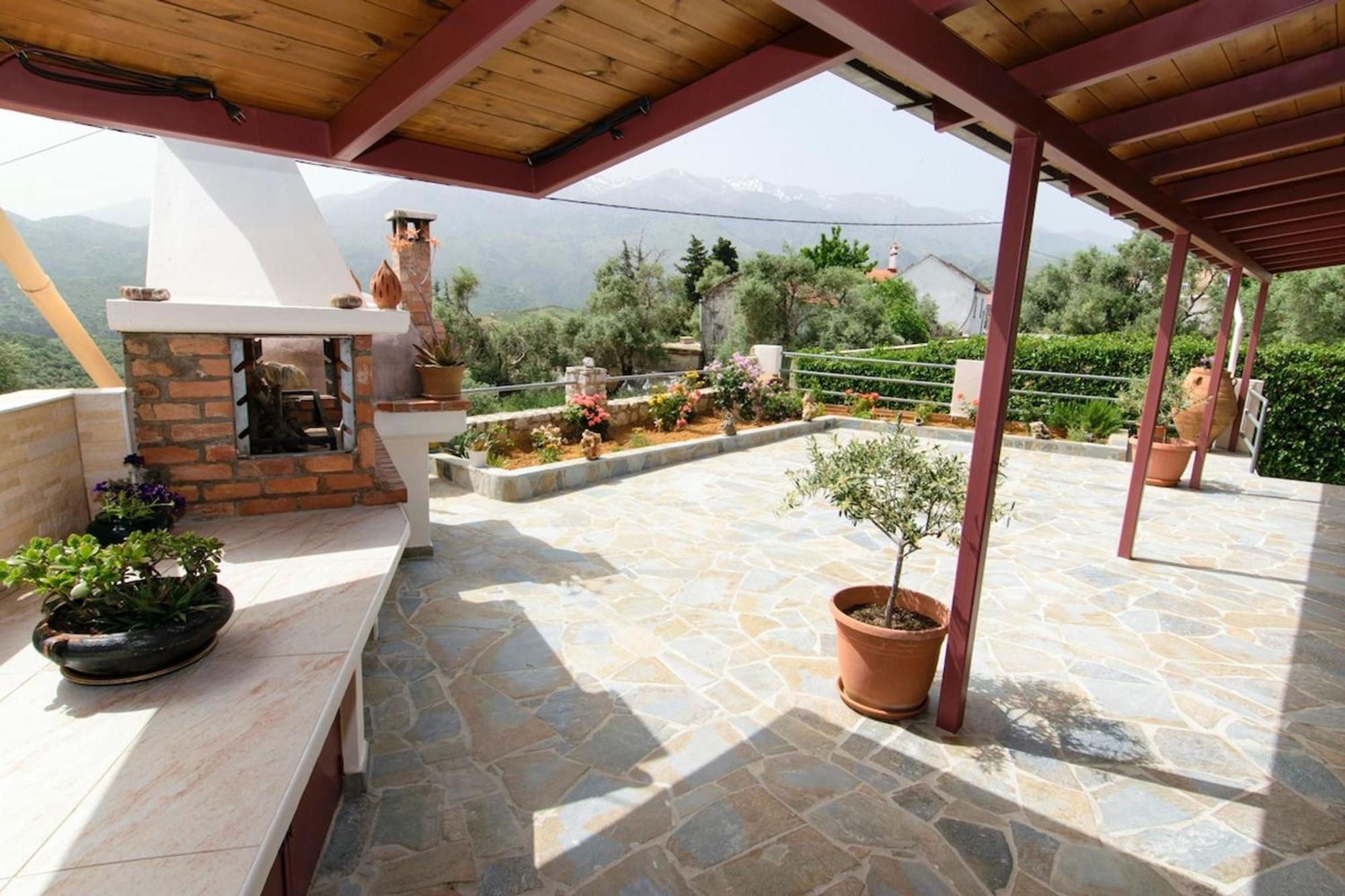 Aoria Traditional House With Stuning Mountain View Loulos Exterior foto